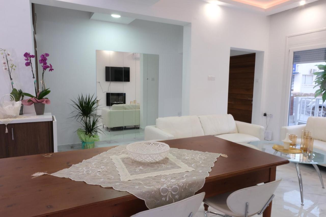 Апартаменты Luxury Fani House Next To Harbor Area With Jacuzzi Пафос Экстерьер фото
